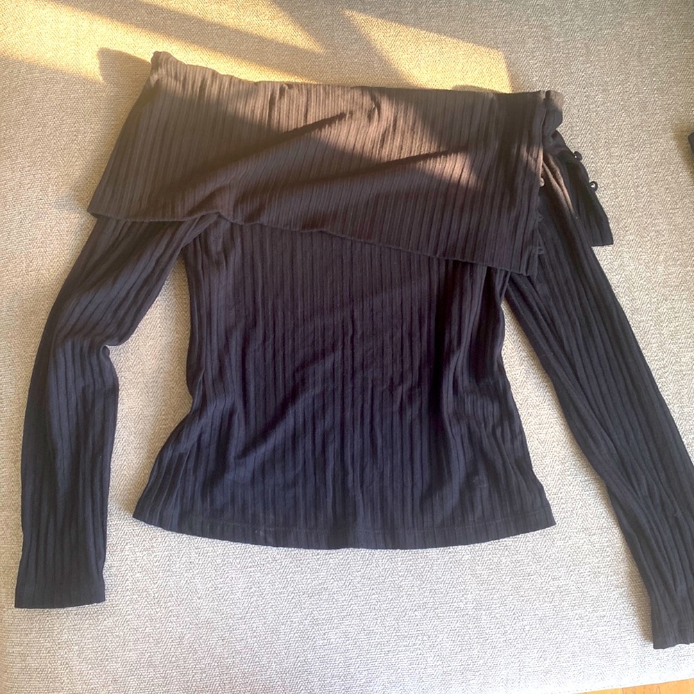 ANTHRO off the shoulder black long sleeve :) lightly worn